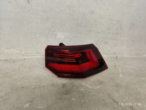 Ліхтар задній vw golf viii правий full led iq light 5h0945208a